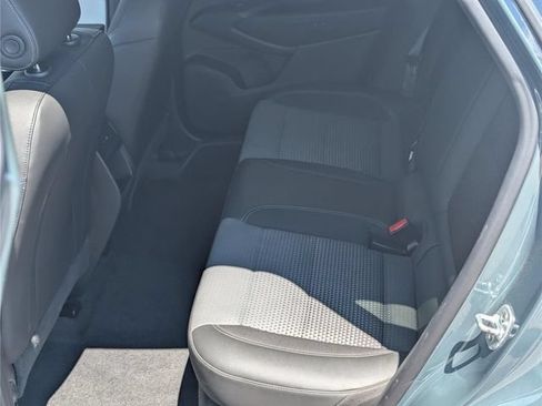 Used 2025 Chevrolet Trax LT FWD image 16