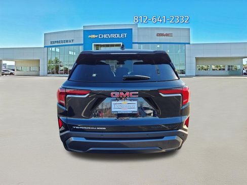 Used 2025 GMC Terrain Elevation image 6