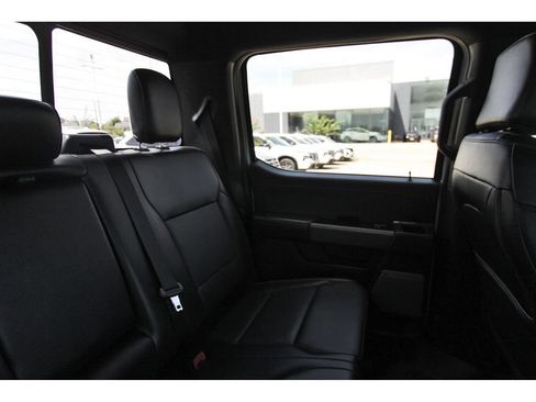 Used 2025 Ford F150 Lariat w/ Equipment Group 501A Mid AWD/4WD image 13