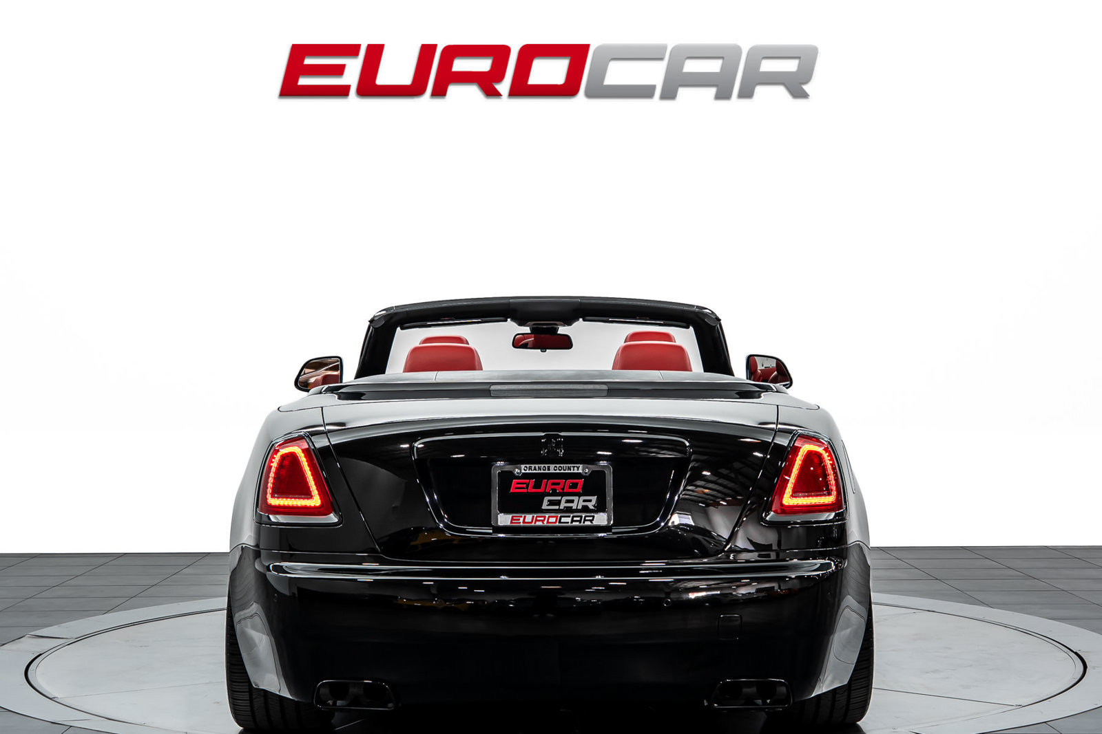 Used 2018 Rolls-Royce Dawn RWD image 5