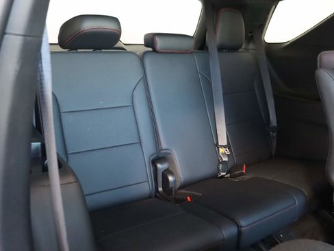 Used 2025 Chevrolet Traverse Z71 w/ Driver Confidence Package AWD/4WD image 18