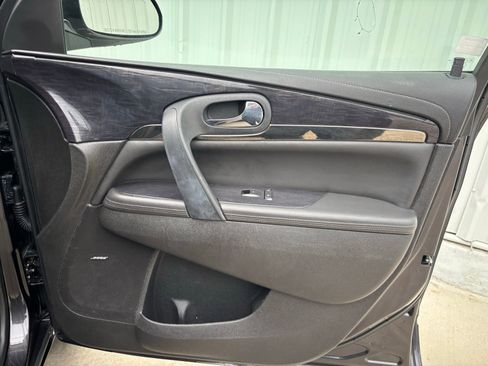 Used 2016 Buick Enclave Premium w/ Experience Buick Package image 36