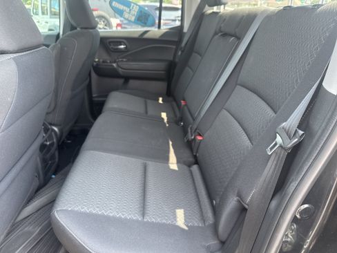 Used 2019 Honda Ridgeline Sport image 6