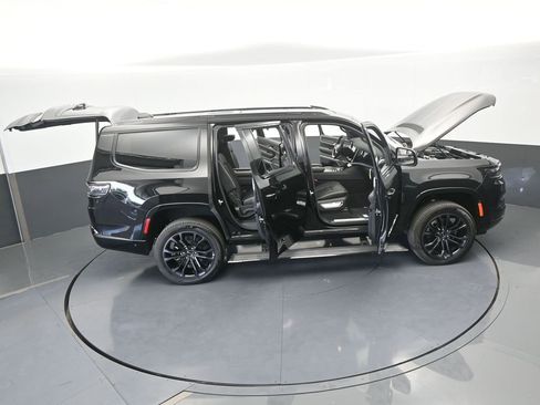 Used 2024 Jeep Grand Wagoneer Series III w/ Quick Order Packagew 28T image 91