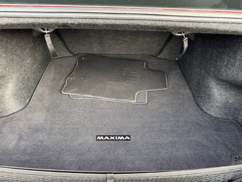 Used 2016 Nissan Maxima Platinum image 11