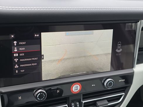 New 2026 Porsche Macan S image 12