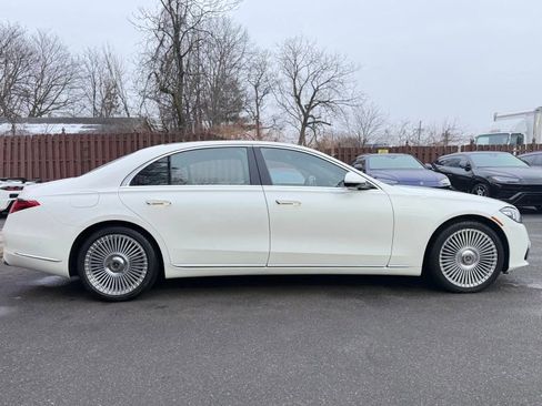 Used 2022 Mercedes-Benz S 500 4MATIC image 4