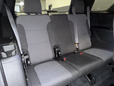 Used 2023 Chevrolet Traverse LT AWD/4WD image 13