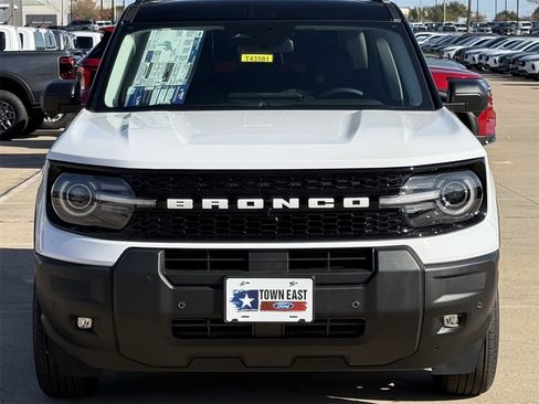 New 2025 Ford Bronco Sport Outer Banks w/ Outer Banks Tech Package+ image 30