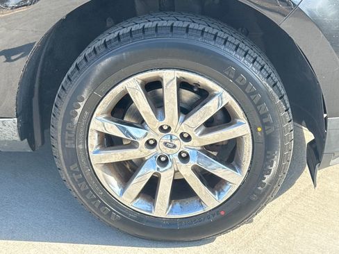 Used 2012 Ford Edge Limited image 15