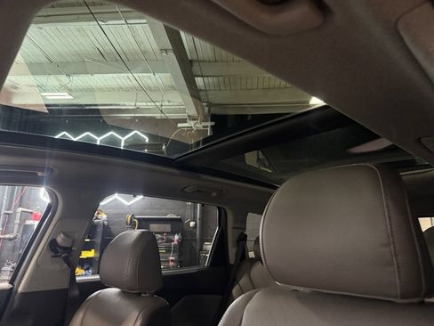 Used 2019 Hyundai Santa Fe Limited AWD/4WD image 22