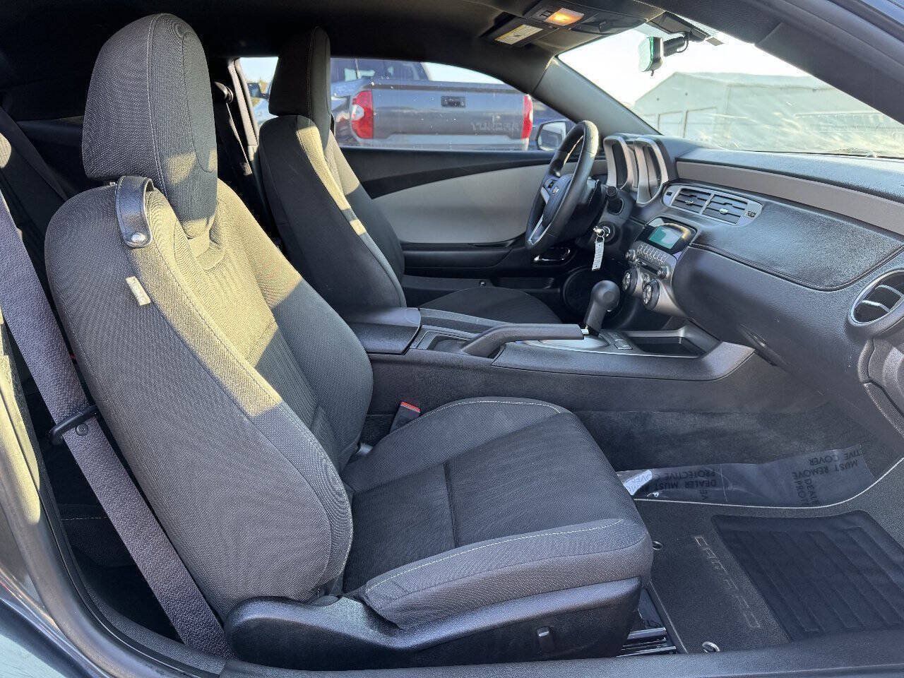 Used 2013 Chevrolet Camaro LS RWD image 5