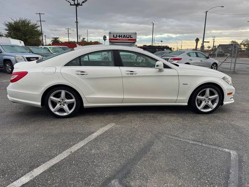 Used 2012 Mercedes-Benz CLS 550 image 8