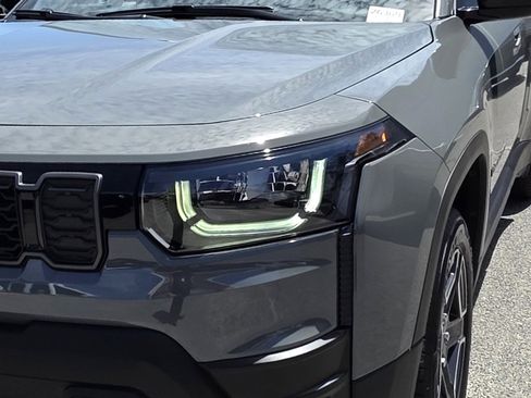 New 2026 Jeep Cherokee Laredo AWD/4WD image 8