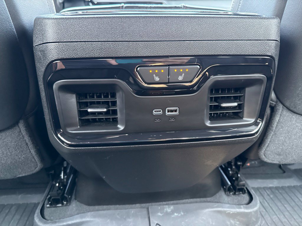 Used 2025 GMC Sierra 2500 AT4X w/ AT4X AEV Edition AWD/4WD image 63