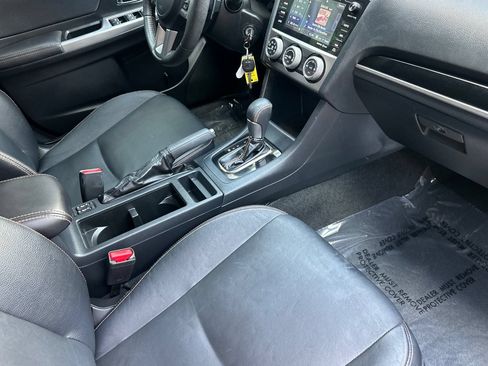 Used 2017 Subaru Crosstrek 2.0i Limited AWD/4WD image 19