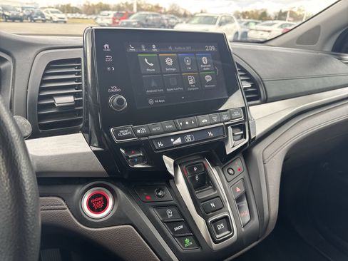 Used 2021 Honda Odyssey EX image 13
