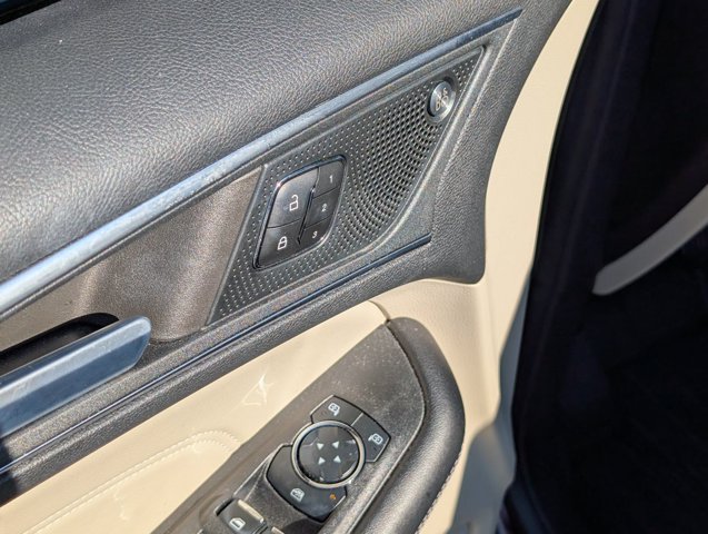 Used 2023 Ford Edge Titanium AWD/4WD image 15