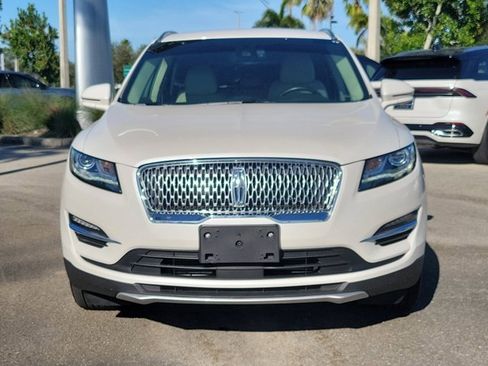 Used 2019 Lincoln MKC Select w/ Select Plus Package image 2