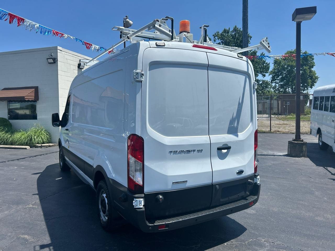 Used 2016 Ford Transit 150 148 Medium Roof RWD image 7