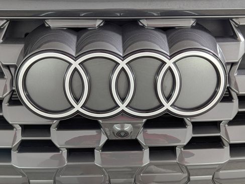 Certified 2025 Audi Q5 Premium Plus w/ Premium Plus image 28