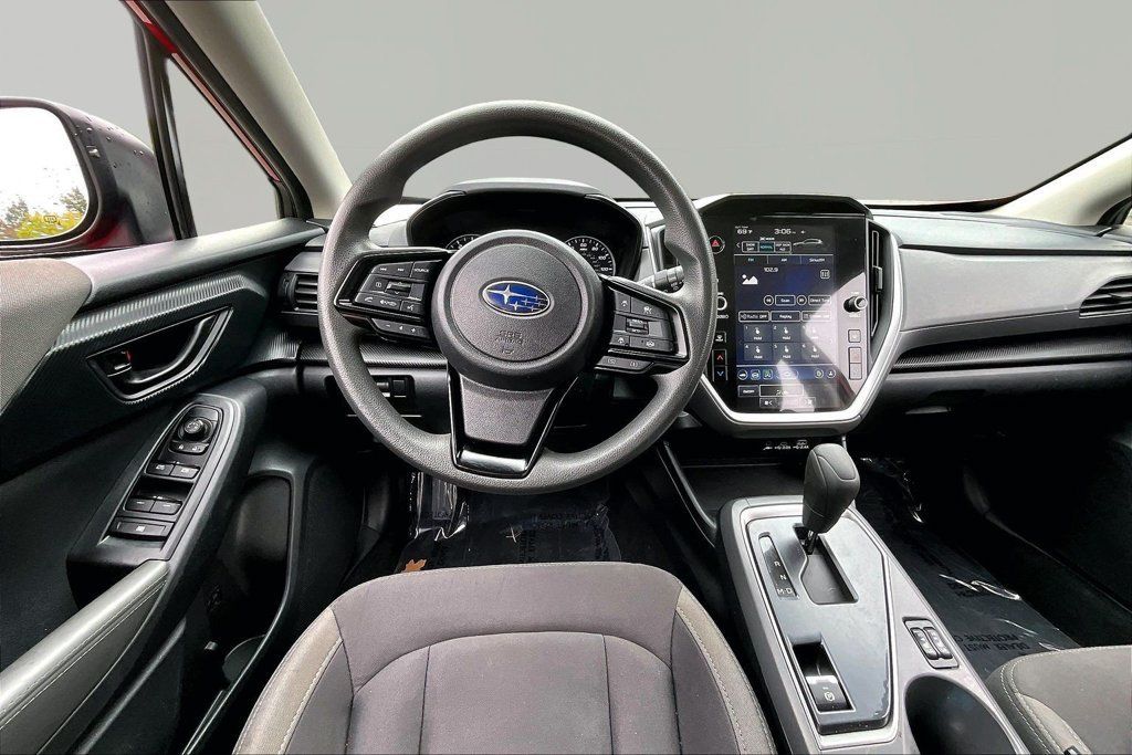 Used 2025 Subaru Crosstrek 2.5i Premium AWD/4WD image 9