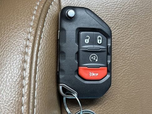 Used 2023 Jeep Wrangler Unlimited Sahara w/ Cold Weather Group image 39