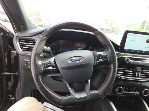 Used 2024 Ford Escape ST-Line Select AWD/4WD image 16