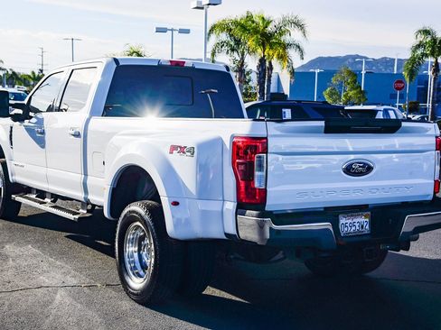 Used 2019 Ford F350 Lariat w/ Lariat Ultimate Package image 6