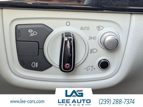 Used 2015 Audi A8 L 3.0T w/ Premium Package image 21