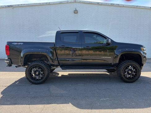 Used 2022 Chevrolet Colorado W/T w/ WT Convenience Package AWD/4WD image 1