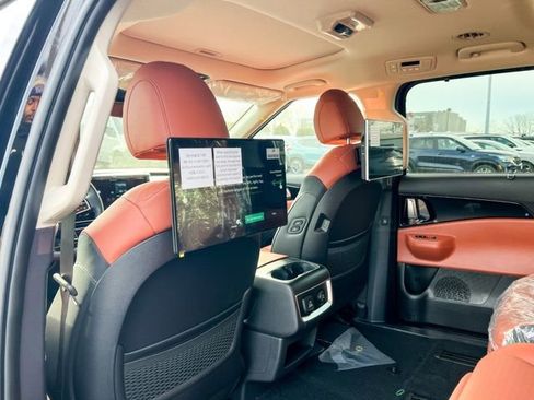 New 2026 Kia Carnival SX Prestige FWD image 12