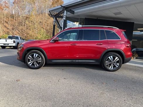 New 2026 Mercedes-Benz GLB 250 4MATIC image 2