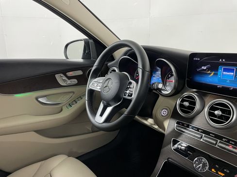 Used 2019 Mercedes-Benz C 300 Sedan image 10