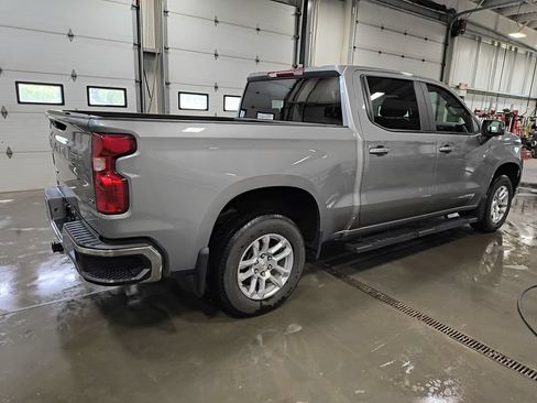 Used 2023 Chevrolet Silverado 1500 LT AWD/4WD image 5