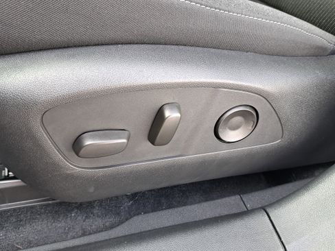 New 2026 Honda Prologue EX image 19