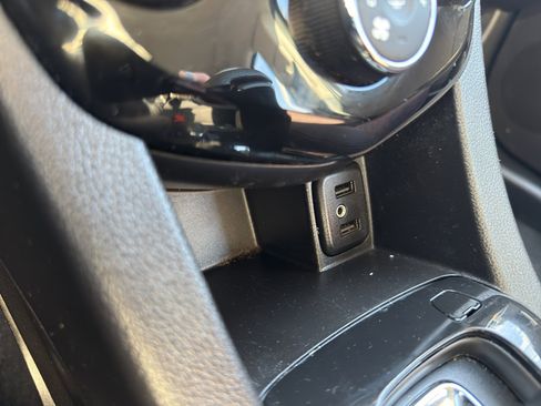 Used 2020 Chevrolet Sonic LT image 20