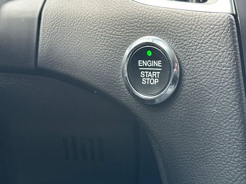 Used 2024 Ford Edge Titanium image 26