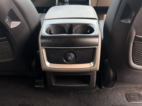 Used 2026 Kia Carnival FWD image 24