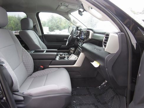 Used 2024 Toyota Tundra SR5 image 21
