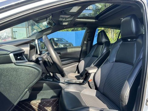 Used 2021 Toyota Corolla XSE image 14