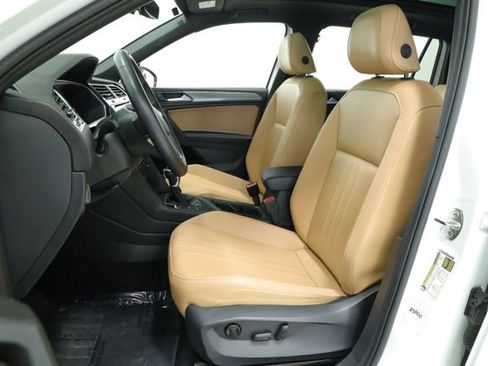 Used 2024 Volkswagen Tiguan SE image 26