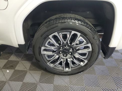 Used 2025 GMC Sierra 1500 Denali Ultimate AWD/4WD image 35