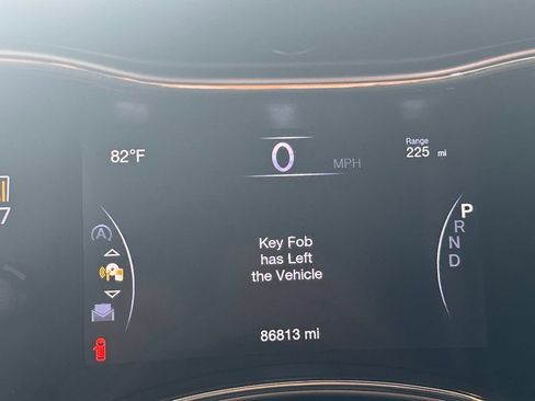 Used 2019 Jeep Grand Cherokee Laredo w/ Laredo X Package RWD image 37