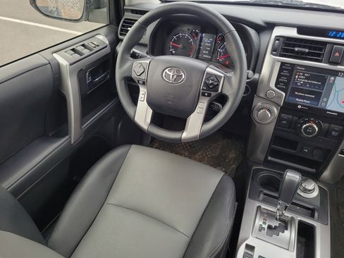 Used 2022 Toyota 4Runner SR5 Premium w/ Moonroof Package image 12