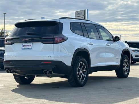 Used 2025 GMC Acadia AT4 image 9