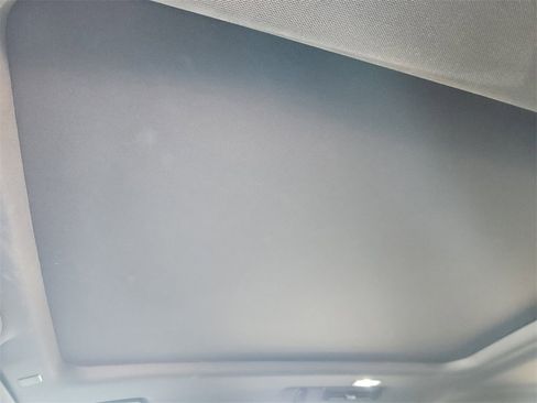 Used 2021 Chevrolet Tahoe RST w/ Luxury Package image 23