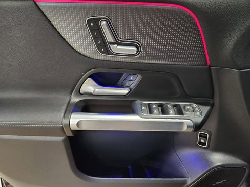 Used 2023 Mercedes-Benz EQB 250+ image 41