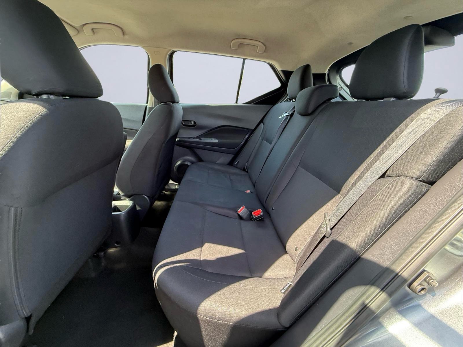 Used 2023 Nissan Kicks S FWD image 15
