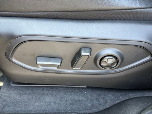 New 2025 Jeep Grand Cherokee L Limited w/ Black Appearance Package image 15